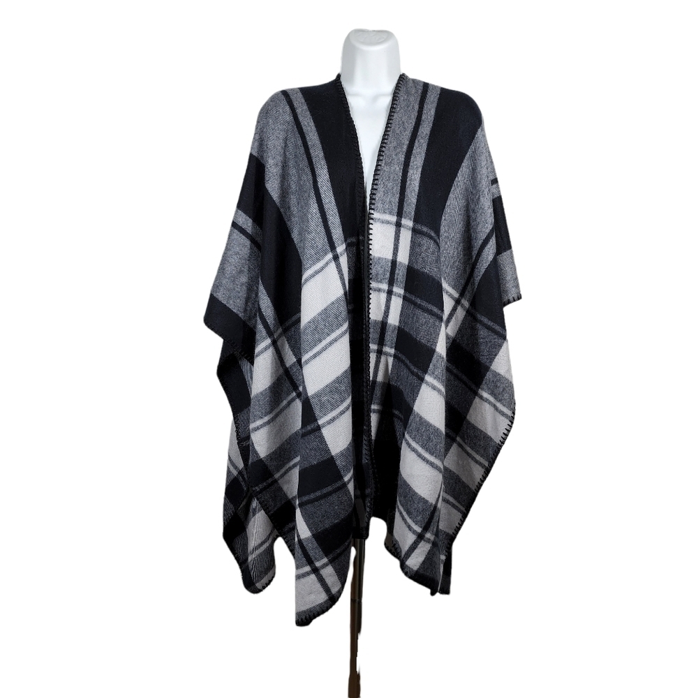 WOOLRICH PLAID PONCHO